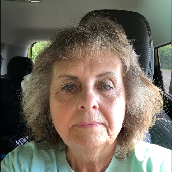 Meet your Posher, Trisha - Picture 1 of 1